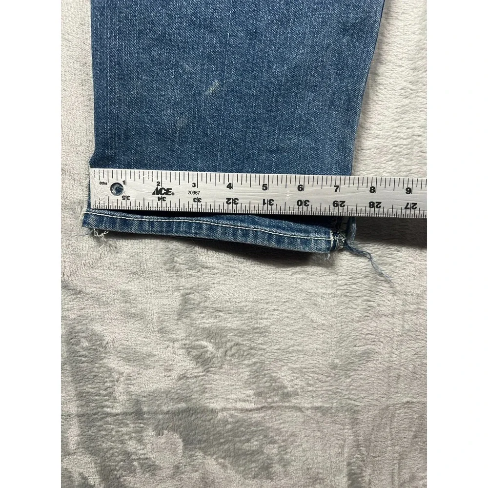 True Religion Jeans Mens 38x34 GENO Relaxed Slim Light Wash Denim Distressed USA